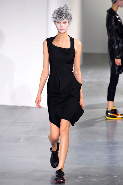 Look 49